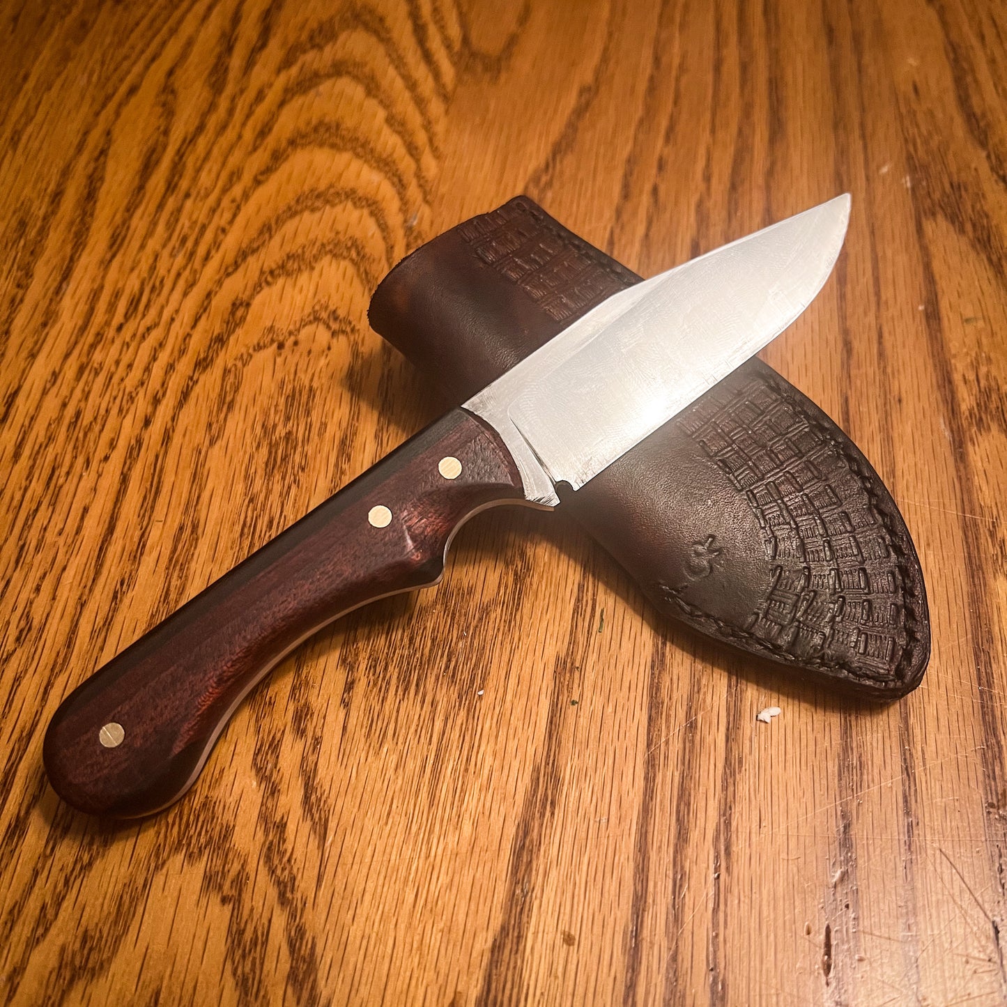 U7 Utility knife in laminated wood (cherry, oak, walnut)